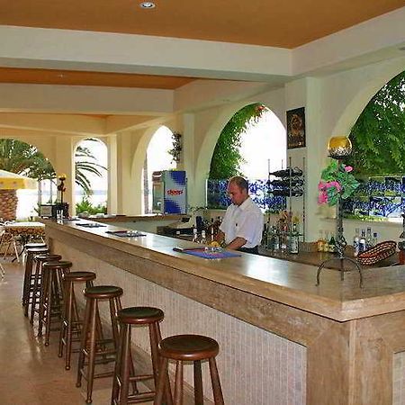 Ozcelik Hotell Kusadası Eksteriør bilde