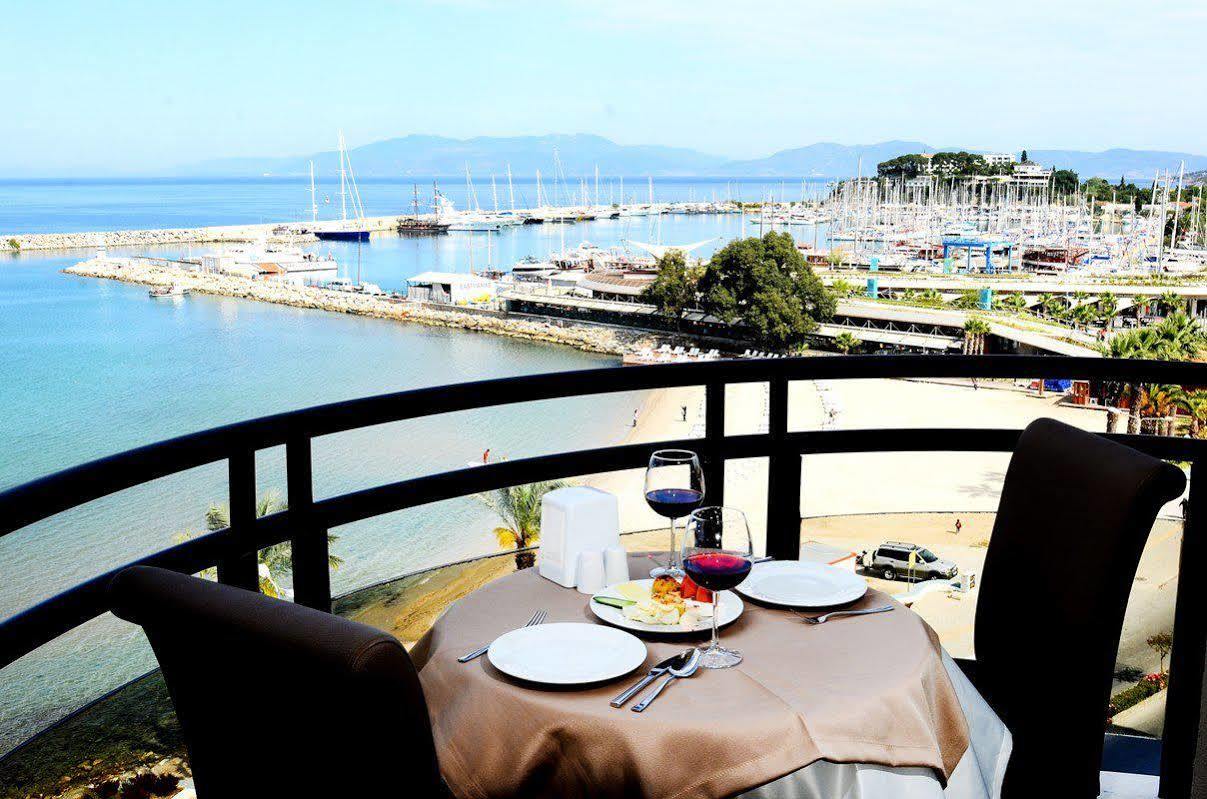 Ozcelik Hotell Kusadası Eksteriør bilde